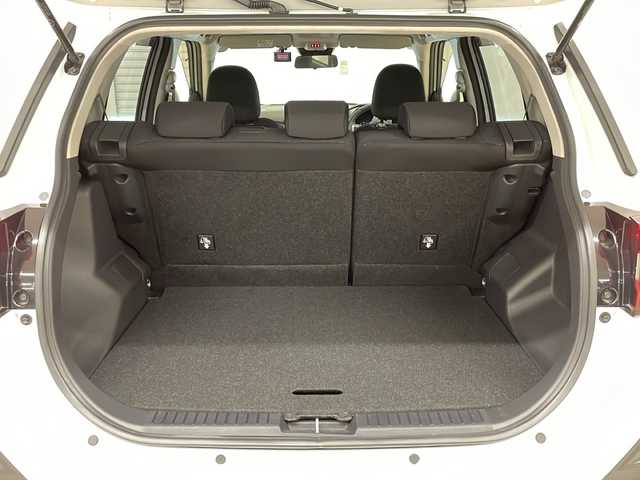 トヨタ ライズ Z 熊本県 2021(令3)年 1.9万km シャイニングホワイトパール 純正ナビ/   （フルセグTV/CD/DVD/Bluetooth/USB）/バックモニター/衝突軽減ブレーキ/コーナセンサー/モデリスタエアロ/前席シートヒーター/レーダークルーズコントロール/レーンキープアシスト/ステアリングスイッチ/アイドリングストップ/前後ドライブレコーダー/純正17インチアルミホイール/プッシュスタート/スマートキー/ＥＴＣ/ＬＥＤライト