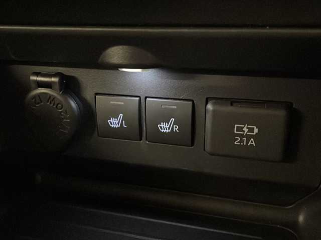 トヨタ ライズ Z 熊本県 2021(令3)年 1.9万km シャイニングホワイトパール 純正ナビ/   （フルセグTV/CD/DVD/Bluetooth/USB）/バックモニター/衝突軽減ブレーキ/コーナセンサー/モデリスタエアロ/前席シートヒーター/レーダークルーズコントロール/レーンキープアシスト/ステアリングスイッチ/アイドリングストップ/前後ドライブレコーダー/純正17インチアルミホイール/プッシュスタート/スマートキー/ＥＴＣ/ＬＥＤライト