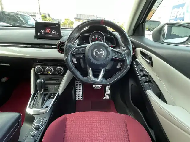 マツダ デミオ XD ノーブルクリムゾン 兵庫県 2018(平30)年 7.8万km スノーフレイクホワイトパールマイカ (株)IDOMが運営する【じしゃロン姫路店】の自社ローン専用車両になります。こちらは現金またはオートローンご利用時の価格です。自社ローンご希望の方は別途その旨お申付け下さい/純正SDナビ/フルセグTV/Bluetooth/FM/AM/ドライブレコーダー　/コーナーセンサー　/BSM/HUD/衝突軽減ブレーキ/シートヒーター　/ETC/柿本マフラー/社外15インチAW