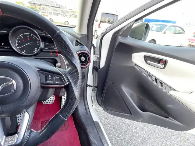 マツダ デミオ XD ノーブルクリムゾン 兵庫県 2018(平30)年 7.8万km スノーフレイクホワイトパールマイカ (株)IDOMが運営する【じしゃロン姫路店】の自社ローン専用車両になります。こちらは現金またはオートローンご利用時の価格です。自社ローンご希望の方は別途その旨お申付け下さい/純正SDナビ/フルセグTV/Bluetooth/FM/AM/ドライブレコーダー　/コーナーセンサー　/BSM/HUD/衝突軽減ブレーキ/シートヒーター　/ETC/柿本マフラー/社外15インチAW