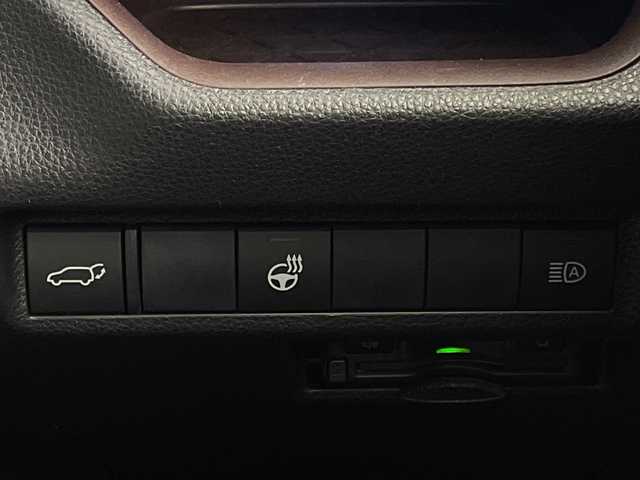 トヨタ ＲＡＶ４ G 新潟県 2020(令2)年 4.8万km ホワイトパールクリスタルシャイン ４WD/トヨタセーフティセンス/モデリスタ/禁煙車/社外SDナビ/　　CD/DVD/AM/FM/フルセグ/BT/SD/HDMI/USB/バックモニター/パワーバックドア/レーダークルーズコントロール/LEDオートライト/オートマチックハイビーム/運転席パワーシート/前席シートヒーター/純正18インチアルミホイール付/社外アルミホイール付スタッドレスタイヤ車載/　　225/65/R17/5ミリ/ステアリングスイッチ/ステアリングヒーター/ドライブレコーダー/ブラインドスポットモニター/USBポート/電動パーキングブレーキ/オートブレーキホールド/スペアキー/スマートキー/ETC
