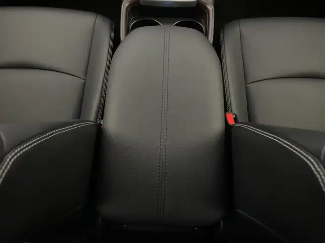 トヨタ ＲＡＶ４ G 新潟県 2020(令2)年 4.8万km ホワイトパールクリスタルシャイン ４WD/トヨタセーフティセンス/モデリスタ/禁煙車/社外SDナビ/　　CD/DVD/AM/FM/フルセグ/BT/SD/HDMI/USB/バックモニター/パワーバックドア/レーダークルーズコントロール/LEDオートライト/オートマチックハイビーム/運転席パワーシート/前席シートヒーター/純正18インチアルミホイール付/社外アルミホイール付スタッドレスタイヤ車載/　　225/65/R17/5ミリ/ステアリングスイッチ/ステアリングヒーター/ドライブレコーダー/ブラインドスポットモニター/USBポート/電動パーキングブレーキ/オートブレーキホールド/スペアキー/スマートキー/ETC