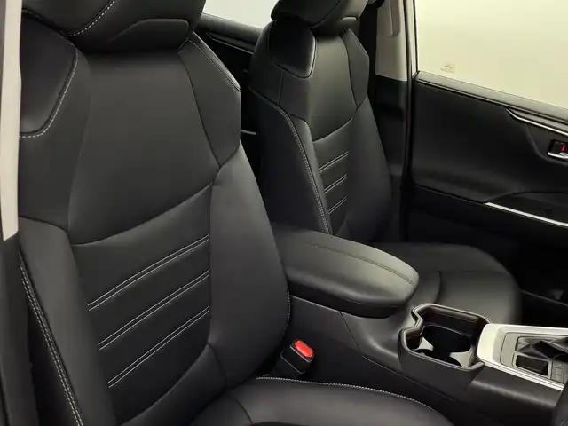 トヨタ ＲＡＶ４ G 新潟県 2020(令2)年 4.8万km ホワイトパールクリスタルシャイン ４WD/トヨタセーフティセンス/モデリスタ/禁煙車/社外SDナビ/　　CD/DVD/AM/FM/フルセグ/BT/SD/HDMI/USB/バックモニター/パワーバックドア/レーダークルーズコントロール/LEDオートライト/オートマチックハイビーム/運転席パワーシート/前席シートヒーター/純正18インチアルミホイール付/社外アルミホイール付スタッドレスタイヤ車載/　　225/65/R17/5ミリ/ステアリングスイッチ/ステアリングヒーター/ドライブレコーダー/ブラインドスポットモニター/USBポート/電動パーキングブレーキ/オートブレーキホールド/スペアキー/スマートキー/ETC