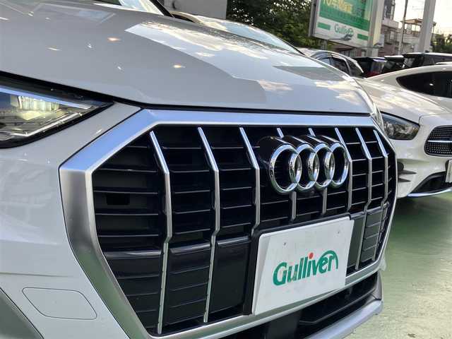 アウディ Ｑ３ 35TFSI アドバンスド 神奈川県 2021(令3)年 2.6万km グレイシアホワイトメタリック MMIナビゲーションシステム/（CD・SD・Bluetooth）/ルーフレール/パワーバックドア/全方位カメラ/フルセグTV/リヤビューカメラ/レザーシート/前席シートヒーター/運転席パワーシート/純正18インチAW/LEDヘッドライト/ETC2.0/前後ドライブレコーダー/バーチャルコックピット/アダプティブクルーズ/コーナーセンサー/アドバンスドキー×2/保証書/取扱説明書