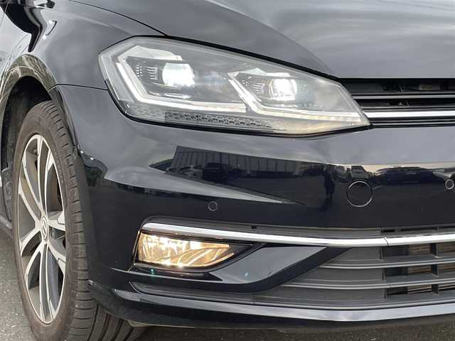 フォルクスワーゲン ゴルフ ヴァリアント TDI コンフォートL マイスター 茨城県 2019(令1)年 5.2万km 黒 純正ナビ/【ジュークボックス・CD・DVD・SD・USB・BT・AUX・AM・FM・TV】/レーダークルコン/ETC2.0/Bカメラ/前後ドラレコ/前後コーナーセンサー/パーキングアシスト/パドルシフト/ブレーキホールド/アイドリングストップ/ルーフレール/アイドリングストップ/BSM/ディーゼル車/純正フロアマット/純正アルミホイール/オートライト/Fフォグ