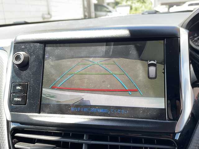 プジョー ２０８ アリュール シエロPKG 道央・札幌 2018(平30)年 3.5万km ビアンカホワイト ステアリングスイッチ/電格ミラー/パーキングアシスト/アイドリングストップ/オートライト/純正ナビ(AM/FM/BT)/パノラマルーフ/バックカメラ/スペアキー/純正フロアマット/ドライブレコーダー前後/ETC