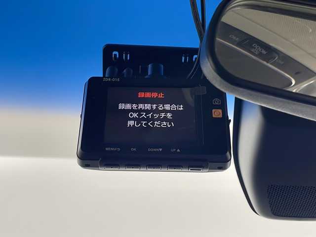 ホンダ オデッセイ ハイブリッド アブソルート ホンダセンシング 埼玉県 2016(平28)年 6.6万km プレミアムヴィーナスブラックP 両側パワースライドドア/純正ナビ/（TV/AM/FM/BT/CD/DVD）/全方位カメラ/２列目オットマン/ビルトインETC/ドライブレコーダー/ブラインドスポットモニター/レーダークルーズコントロール/D席パワーシート/ステアリングリモコン/両側パワースライドドア/後部コーナーセンサー/LEDオートライト/フォグランプ/純正17インチアルミホイール/HDMI/スマートキー×２