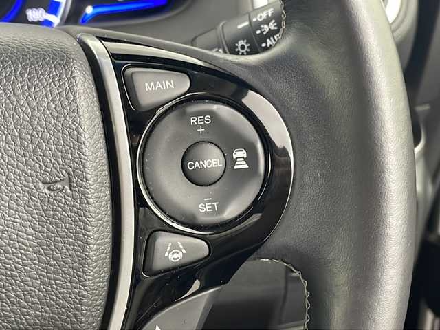 ホンダ オデッセイ ハイブリッド アブソルート ホンダセンシング 埼玉県 2016(平28)年 6.6万km プレミアムヴィーナスブラックP 両側パワースライドドア/純正ナビ/（TV/AM/FM/BT/CD/DVD）/全方位カメラ/２列目オットマン/ビルトインETC/ドライブレコーダー/ブラインドスポットモニター/レーダークルーズコントロール/D席パワーシート/ステアリングリモコン/両側パワースライドドア/後部コーナーセンサー/LEDオートライト/フォグランプ/純正17インチアルミホイール/HDMI/スマートキー×２