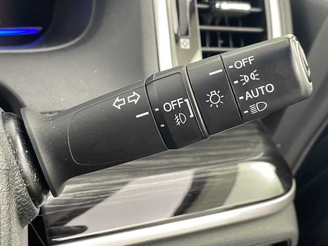 ホンダ オデッセイ ハイブリッド アブソルート ホンダセンシング 埼玉県 2016(平28)年 6.6万km プレミアムヴィーナスブラックP 両側パワースライドドア/純正ナビ/（TV/AM/FM/BT/CD/DVD）/全方位カメラ/２列目オットマン/ビルトインETC/ドライブレコーダー/ブラインドスポットモニター/レーダークルーズコントロール/D席パワーシート/ステアリングリモコン/両側パワースライドドア/後部コーナーセンサー/LEDオートライト/フォグランプ/純正17インチアルミホイール/HDMI/スマートキー×２