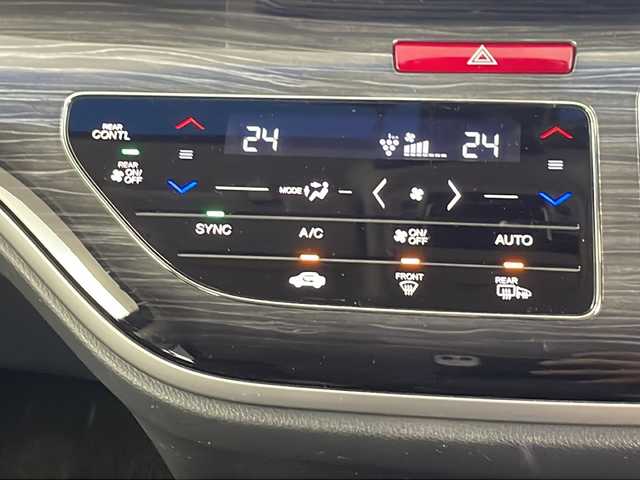 ホンダ オデッセイ ハイブリッド アブソルート ホンダセンシング 埼玉県 2016(平28)年 6.6万km プレミアムヴィーナスブラックP 両側パワースライドドア/純正ナビ/（TV/AM/FM/BT/CD/DVD）/全方位カメラ/２列目オットマン/ビルトインETC/ドライブレコーダー/ブラインドスポットモニター/レーダークルーズコントロール/D席パワーシート/ステアリングリモコン/両側パワースライドドア/後部コーナーセンサー/LEDオートライト/フォグランプ/純正17インチアルミホイール/HDMI/スマートキー×２