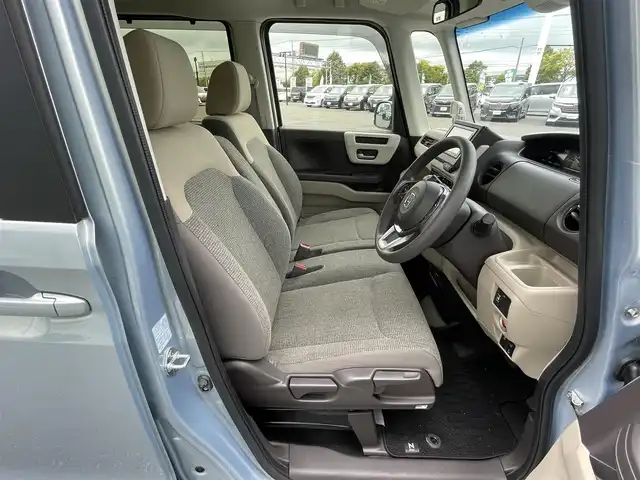 ホンダ Ｎ ＢＯＸ G L ホンダセンシング 道央・札幌 2019(平31)年 3.3万km モーニングミストブルーM ４WD/純正ディーラーOPナビ/CD/DVD/BT/フルセグ/ホンダセンシング/衝突被害軽減ブレーキ/横滑り防止装置/アダプティブクルーズコントロール/レーンキープアシスト/リアコーナーセンサー/バックカメラ/ビルトインETC/ドライブレコーダー/ECONモード/片側パワースライドドア/前席シートヒーター/ステアリングリモコン/プッシュスタート/スマートキー/LEDヘッドライト/オートライト/オートハイビーム/フォグランプ/電動格納ミラー/ヒーテッドドアミラー/ウィンカーミラー/純正フロアマット/ドアバイザー/スペアキー