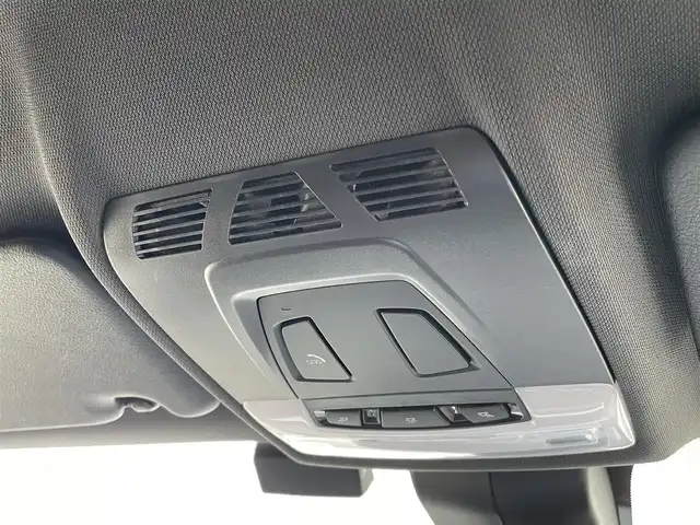 ＢＭＷ Ｘ１ xDrive 18d Mスポーツ 東京都 2020(令2)年 4.5万km アルピンホワイトⅢ 純正ナビ/Ｂカメラ/ハーフレザーシート/コンフォートアクセス/インテリジェントセーフティ/パドルシフト/ＬＩＭコントローラー/ETC/パワーバックドア/ドライビングモード/LEDヘッドライト