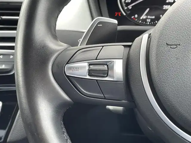 ＢＭＷ Ｘ１ xDrive 18d Mスポーツ 東京都 2020(令2)年 4.5万km アルピンホワイトⅢ 純正ナビ/Ｂカメラ/ハーフレザーシート/コンフォートアクセス/インテリジェントセーフティ/パドルシフト/ＬＩＭコントローラー/ETC/パワーバックドア/ドライビングモード/LEDヘッドライト