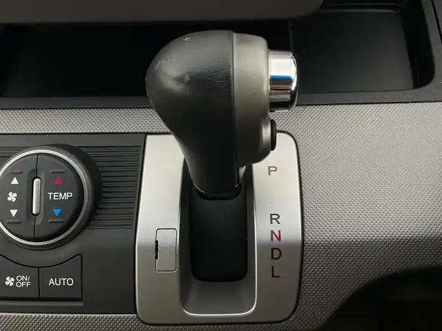 ホンダ フリード ハイブリット ジャストセレクション 新潟県 2012(平24)年 6.3万km スーパープラチナメタリック ワンオーナー/両側パワースライドドア/ドラレコ/ＥＴＣ/Bluetooth/フルセグＴＶ/ウィンカーミラー/ハーフレザー/バックモニター/純正オーディオ/クルーズコントロール　