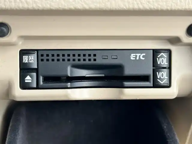 トヨタ アルファード 240G 新潟県 2008(平20)年 12万km ゴールドパールクリスタルシャイン サンルーフ/クルーズコントロール/ETC/両側パワースライドドア/バックカメラ/スペアキー/純正ナビ/（HDDナビ、Bluetooth、フルセグ、CD/DVD）/パワーシートDN席/横滑り防止/19インチPERFORMANCE　WHEELS　/HID/オートライト/スマートキー/オットマン/イージークローザー/プッシュスタート/ウィンカーミラー/１００V充電