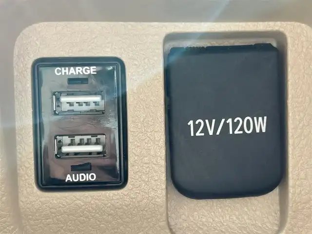 トヨタ アルファード 240G 新潟県 2008(平20)年 12万km ゴールドパールクリスタルシャイン サンルーフ/クルーズコントロール/ETC/両側パワースライドドア/バックカメラ/スペアキー/純正ナビ/（HDDナビ、Bluetooth、フルセグ、CD/DVD）/パワーシートDN席/横滑り防止/19インチPERFORMANCE　WHEELS　/HID/オートライト/スマートキー/オットマン/イージークローザー/プッシュスタート/ウィンカーミラー/１００V充電