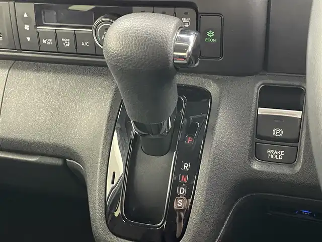 ホンダ Ｎ ＢＯＸ カスタム コーディネートスタイル 愛知県 2023(令5)年 1.7万km パールⅡ 純正８型ナビ　シートヒーター　禁煙車　ハーフレザー　バックカメラ　前後ドラレコ　電動パーキング　ホンダセンシング　衝突軽減　追従クルコン　ハンドル支援　コーナーセンサー　ツートーン　ＬＥＤオートライト