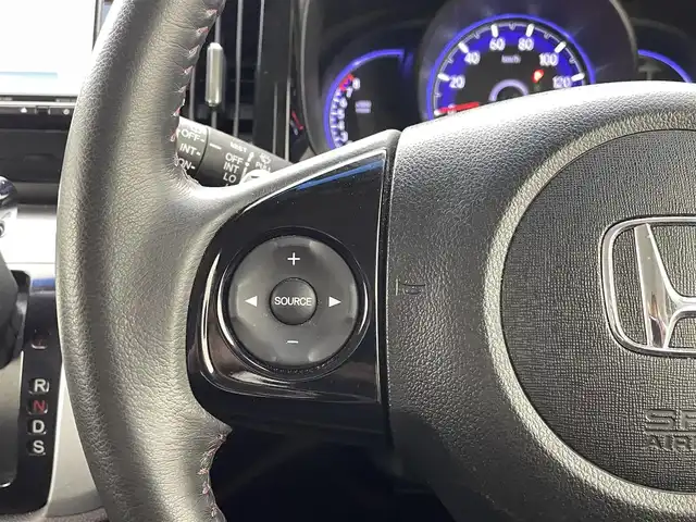 ホンダ Ｎ ＷＧＮ カスタム G ターボパッケージ 熊本県 2014(平26)年 3.7万km プレミアムホワイトパール 禁煙車/純正ナビ（ＣＤ・ＤＶＤ・ＢＴ・ＳＤ・ｉｐｏｄ）/バックカメラ　/クルーズコントロール　/アイドリングストップ　/衝突軽減ブレーキ　/横滑り防止　/純正フロアマット　/純正１５インチＡＷ　/オートライト　/ＨＩＤライト/フォグランプ/スマートキー/プッシュスタート/保証書