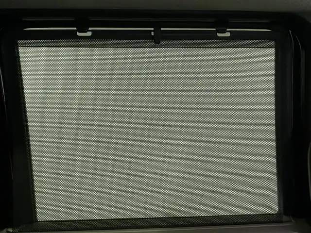 ホンダ Ｎ ＢＯＸ 佐賀県 2024(令6)年 1.2万km クリスタルブラックパール 純正8インチディスプレイオーディオ/AM/FM/Bluetooth/AppleCarplay/Androidauto/バックカメラ/衝突被害軽減システム/先行車発進お知らせ機能/レーダークルーズコントロール/レーンアシスト/ロードサインアシスト/クリアランスソアー/横滑り防止装置/ビルトインETC/オートライト/オートマチックハイビーム/LEDヘッドライト/電子パーキング/ブレーキホールド/両側パワースライドドア/シートバックテーブル/後席サンシェード/運転席・助手席シートヒーター/ISOFIX対応シート/チップアップシート/ドアバイザー/純正フロアマット/スマートキー/スペアキー×１