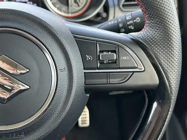 スズキ スイフト スポーツ 栃木県 2022(令4)年 4.7万km チャンピオンイエロー デゥアルブレーキサポート/社外ディスプレイオーディオ/DVD/Bluetooth/MSV/USB/ビルトインETC/前後ドライブレコーダー/D席シートヒーター/クルーズコントロール/スマートキー×2/プッシュスタート/ステアリングリモコン/LEDオートライト/LEDフォグランプ/純正17インチAW/アイドリングストップ/横滑り防止装置/電動格納ミラー/スロットコントローラー