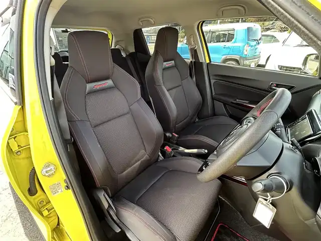 スズキ スイフト スポーツ 栃木県 2022(令4)年 4.7万km チャンピオンイエロー デゥアルブレーキサポート/社外ディスプレイオーディオ/DVD/Bluetooth/MSV/USB/ビルトインETC/前後ドライブレコーダー/D席シートヒーター/クルーズコントロール/スマートキー×2/プッシュスタート/ステアリングリモコン/LEDオートライト/LEDフォグランプ/純正17インチAW/アイドリングストップ/横滑り防止装置/電動格納ミラー/スロットコントローラー