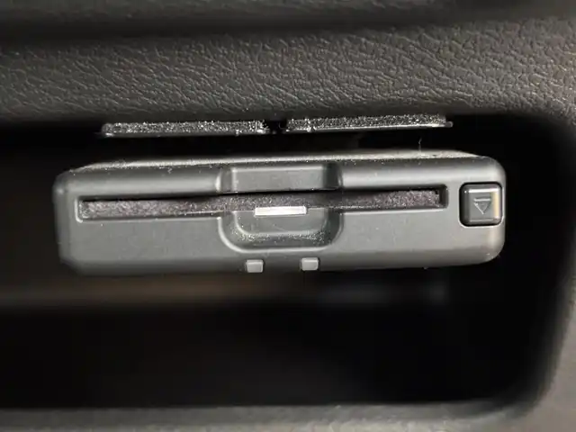 日産 デイズ X 滋賀県 2020(令2)年 6.1万km スターリングシルバーM 純正9インチナビ/・フルセグTV/FM/AM/CD/DVD/・Bluetooth/SD/AUX/全方位カメラ/ステアリングスイッチ/ドライブレコーダー/ETC/エマージェンシーブレーキ/コーナーセンサー/車線逸脱警報/先行車発進お知らせ/速度標識表示/道路標識表示/ふらつき警報/オートライト/オートハイビーム/電格ウィンカーミラー/プッシュスタート/スマートキー/ドアバイザー/ベンチシート