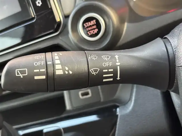 日産 デイズ X 滋賀県 2020(令2)年 6.1万km スターリングシルバーM 純正9インチナビ/・フルセグTV/FM/AM/CD/DVD/・Bluetooth/SD/AUX/全方位カメラ/ステアリングスイッチ/ドライブレコーダー/ETC/エマージェンシーブレーキ/コーナーセンサー/車線逸脱警報/先行車発進お知らせ/速度標識表示/道路標識表示/ふらつき警報/オートライト/オートハイビーム/電格ウィンカーミラー/プッシュスタート/スマートキー/ドアバイザー/ベンチシート