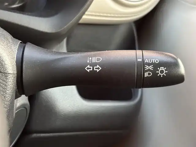 日産 デイズ X 滋賀県 2020(令2)年 6.1万km スターリングシルバーM 純正9インチナビ/・フルセグTV/FM/AM/CD/DVD/・Bluetooth/SD/AUX/全方位カメラ/ステアリングスイッチ/ドライブレコーダー/ETC/エマージェンシーブレーキ/コーナーセンサー/車線逸脱警報/先行車発進お知らせ/速度標識表示/道路標識表示/ふらつき警報/オートライト/オートハイビーム/電格ウィンカーミラー/プッシュスタート/スマートキー/ドアバイザー/ベンチシート