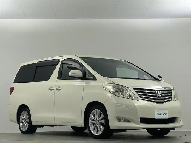 トヨタ アルファード 240G 埼玉県 2008(平20)年 10.8万km ゴールドパールクリスタルシャイン 純正ＨＤＤナビ　純正フリップダウンモニター　バックカメラ　フルセグ　ミュージックサーバー　ＤＮパワーシート　オットマン　両側パワースライドドア　前後ドライブレコーダー　前後コーナーセンサー