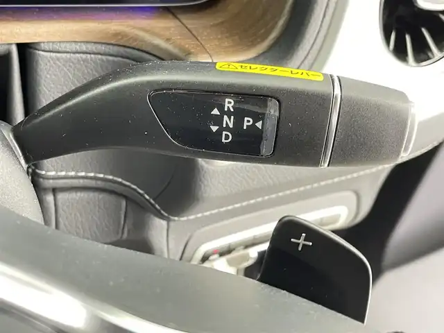 メルセデス・ベンツ ゲレンデヴァーゲン Ｇ３５０ｄ 千葉県 2019(令1)年 0.2万km オブシディアンブラック ユーザー買取/禁煙車/純正ナビ/Bluetooth/Apple Car Play/AM/FM/全方位カメラ/アダプティブクルーズコントロール/レーンキープアシスト/衝突被害軽減ブレーキ/フル液晶メーター（レイアウト変更機能付き）/ドライブモード/パドルシフト/マルチビームLEDライト/ナチュラルウォールナット本木製インパネ加飾/革巻きステアリング/ブラックレザーシート/スマートキー