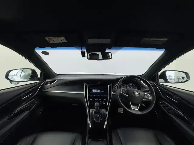 トヨタ ハリアー プレミアム 広島県 2018(平30)年 3.5万km ホワイトパールクリスタルシャイン TRDエアロ（フロント/サイド/リアアンダー)/純正9インチSDナビ/（フルセグTV/CD/DVD/SD/BT/HDMI)/電動リアゲート/ハーフレザーシート/バックカメラ/ドライブレコーダー/ETC/トヨタセーフティセンス/・レーンキープアシスト/・衝突被害軽減システム/・アダクティブクルーズコントロール/オートマチックハイビーム/オートブレーキホールド/純正18インチAW/カーテンエアバッグ/純正フロアマット/純正LEDヘッドライト