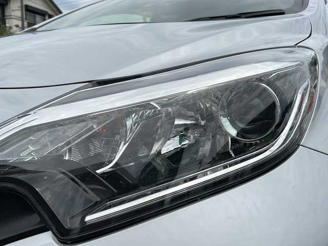 日産 ノート X 埼玉県 2018(平30)年 1.5万km ブリリアントシルバー