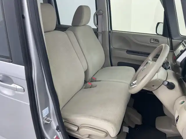 ホンダ Ｎ ＢＯＸ G Lパッケージ 群馬県 2015(平27)年 5.2万km カトラリーシルバーM 純正ディスプレイオーディオ　バックカメラ　両側電動スライドドア　ＥＴＣ　ステアリングスイッチ　リアロールカーテン　スマートキー　横滑り防止装置　ヘッドライトレベライザー　ウィンカーミラー　禁煙車