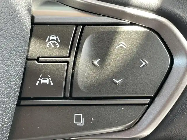 レクサス ＮＸ 250 バージョンL 和歌山県 2023(令5)年 1万km ソニッククォーツ 純正ナビ/パノラミックビューモニター/革巻きステアリング/サンルーフ/三眼LEDヘッドライト/レザーシート/パワーシート/ポジションメモリー/シートヒーター/シートエアベンチレーション/ステアリングヒーター/純正アルミホイール/ドライブレコーダー/パワーバックドア/置くだけ充電/プリクラッシュセーフティー/BSM/クリアランスソナー/フォグランプ