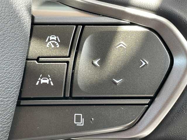 レクサス ＮＸ 250 バージョンL 和歌山県 2023(令5)年 1万km ソニッククォーツ 純正ナビ/パノラミックビューモニター/革巻きステアリング/サンルーフ/三眼LEDヘッドライト/レザーシート/パワーシート/ポジションメモリー/シートヒーター/シートエアベンチレーション/ステアリングヒーター/純正アルミホイール/ドライブレコーダー/パワーバックドア/置くだけ充電/プリクラッシュセーフティー/BSM/クリアランスソナー/フォグランプ