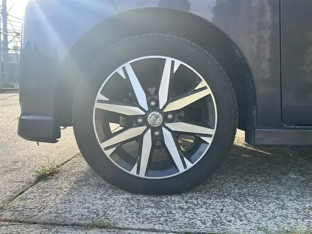 日産 デイズ ルークス HWS X Vセレクション 長崎県 2018(平30)年 6.9万km プレミアムパープルP 純正メモリナビ/（CD/DVD/BT/フルセグ）/全方位カメラ/衝突軽減システム/両側パワースライドドア/ハーフレザーシート/スマートキー/プッシュスタート/純正15インチAW/ETC