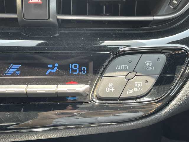 トヨタ Ｃ－ＨＲ S 岡山県 2017(平29)年 12.9万km ブラックマイカ 登録時走行距離128241キロ/純正9インチSDナビ/AM/FM/Bluetooth/TV/SD/DISC/モデリスタエアロ/Toyota Safety Sense/・プリクラッシュセーフティ/・レーンディパーチャーアラート/・オートマチックハイビーム/レーダークルーズコントロール/バックカメラ/純正17インチAW/純正フロアマット/プッシュスタート/スマートキー/ETC