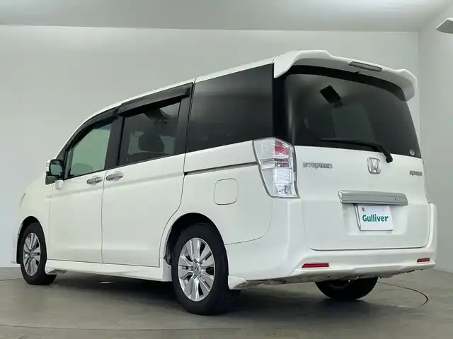 ホンダ ステップワゴン スパーダ Z HDDナビED 鹿児島県 2011(平23)年 14.7万km プレミアムホワイトパール ワンオーナー　/純正ナビ　/（フルセグ/Ｂｌｕｅｔｏｏｔｈ/CD/DVD)　/バックカメラ　/両側パワースライドドア　/ドアバイザー　/パドルシフト　/純正フロアマット　/ＥＴＣ　/純正１６インチアルミホイール　/スマートキー/スペアキー1本/保証書　/取扱説明書