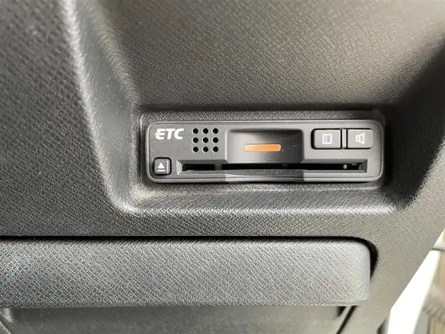 ホンダ ステップワゴン スパーダ Z HDDナビED 大阪府 2011(平23)年 14.7万km プレミアムホワイトパール ”(株)IDOMが運営する【じしゃロン堺店】の自社ローン専用車両になります。/こちらは現金またはオートローンご利用時の価格です。自社ローンご希望の方は別途その旨お申付け下さい”