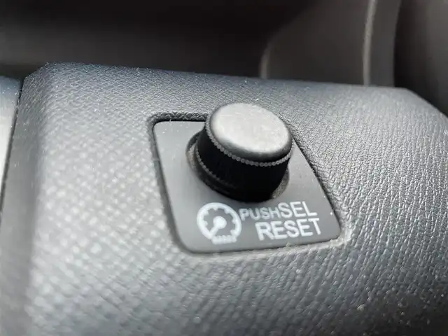 ホンダ ステップワゴン スパーダ Z HDDナビED 大阪府 2011(平23)年 14.7万km プレミアムホワイトパール ”(株)IDOMが運営する【じしゃロン堺店】の自社ローン専用車両になります。/こちらは現金またはオートローンご利用時の価格です。自社ローンご希望の方は別途その旨お申付け下さい”