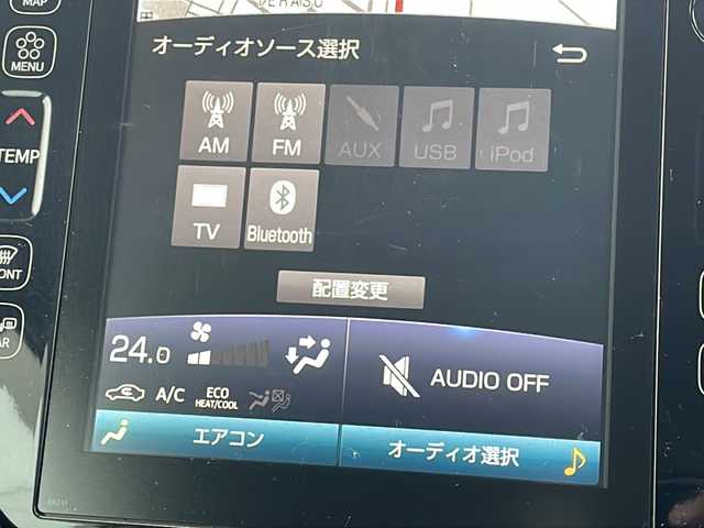 トヨタ プリウス ＰＨＶ A ナビパッケージ 青森県 2019(令1)年 18万km ホワイトパールクリスタルシャイン 4WD/寒冷地仕様/純正ナビ・フルセグTV/Bluetooth・USB・AUX/パノラミックビューモニター/運転席パワーシート/前席シートヒーター/ステアリングヒーター/ヘッドアップディスプレイ/セーフティセンス/プリクラッシュセーフティ/レーダークルーズコントロール/レーンディパーチャーアラート/アダプティブハイビーム/ブラインドスポットモニター/シンプルインテリジェントパーキングアシスト/AC100V1500W/ビルトインETC2.0/LEDヘッドライト/LEDフォグランプ/LEDリアフォグランプ/TRDフロントスポイラー