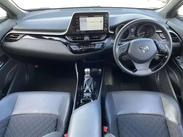トヨタ Ｃ－ＨＲ G モード ネロ セーフティプラス 島根県 2021(令3)年 7.3万km ホワイトパールクリスタルシャイン 登録時走行距離72753Km/ワンオーナー/取扱い説明書（車/ナビ)/純正ナビ(AM/FM/Bluetooth）/追従型クルーズコントロール/全周囲カメラ/ハーフレザー/シートヒーター/純正フロアマット/コーナーセンサー/横滑り防止装置/レーンアシスト/三眼LEDライト/ビルドインETC/純正アルミ１８インチ