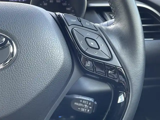 トヨタ Ｃ－ＨＲ G モード ネロ セーフティプラス 島根県 2021(令3)年 7.3万km ホワイトパールクリスタルシャイン 登録時走行距離72753Km/ワンオーナー/取扱い説明書（車/ナビ)/純正ナビ(AM/FM/Bluetooth）/追従型クルーズコントロール/全周囲カメラ/ハーフレザー/シートヒーター/純正フロアマット/コーナーセンサー/横滑り防止装置/レーンアシスト/三眼LEDライト/ビルドインETC/純正アルミ１８インチ