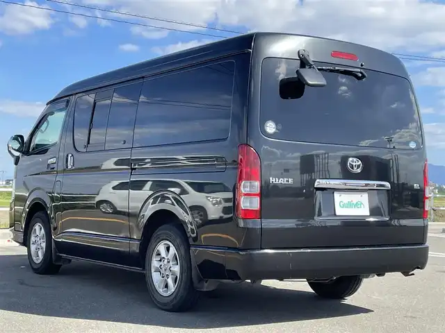 トヨタ ハイエース GL 佐賀県 2012(平24)年 15.7万km ブラックマイカ GLロング10人乗り/純正HDDナビゲーション/・フルセグTV/CD/DVD/SD/Bluetooth/フリップダウンモニター/ETC/100V電源/後席エアコン(温度調整無し)/ISOFIX対応/純正15インチアルミホイール/キセノンヘッドライト/純正フォグランプ/純正フロアマット/ドアバイザ―