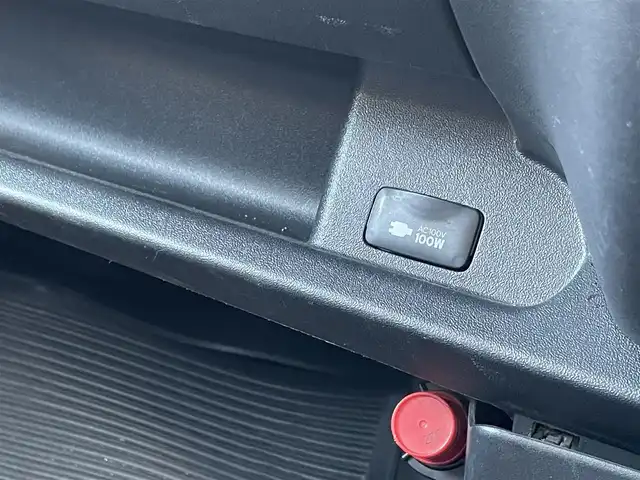 トヨタ ハイエース GL 佐賀県 2012(平24)年 15.7万km ブラックマイカ GLロング10人乗り/純正HDDナビゲーション/・フルセグTV/CD/DVD/SD/Bluetooth/フリップダウンモニター/ETC/100V電源/後席エアコン(温度調整無し)/ISOFIX対応/純正15インチアルミホイール/キセノンヘッドライト/純正フォグランプ/純正フロアマット/ドアバイザ―