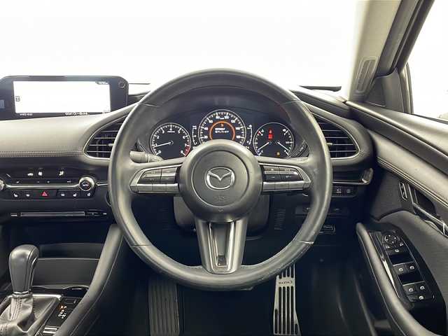 マツダ マツダ３セダン 20S プロアクティブ ツーリングS 栃木県 2020(令2)年 3.1万km ジェットブラックマイカ 純正ナビ/・FM/AM/・Bluetooth/・USB/・CD/DVD/・メモリーオーディオ/・フルセグTV/・HDMI/主要装備/・３６０°ビューモニター/・運転席+助手席シートヒーター/・ステリングヒーター/・ヘッドアップディスプレイ/・ＥＴＣ/・追従クルコン/・ＭＴモード付ＡＴ/・パドルシフト/・コーナーセンサー/・ｉ－ｓｔｏｐ/・ＢＳＭ/・レーンキープアシスト/・横滑り防止装置/・運転席パワーシート/・スマートブレーキサポート