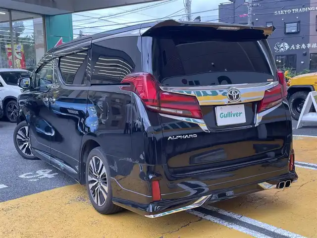 トヨタ アルファード S サイドリフトアップ 静岡県 2022(令4)年 2.1万km ブラック ワンオーナー/サイドリフトアップシート/モデリスタエアロ/純正ナビ/BT/DVD/CDデッキ/純正フリップダウンモニター/両側パワースライドドア/バックドアイージークローザー/アルパインデジタルインナーミラー型前後ドラレコ/プリクラッシュセーフティ/レーンキープアシスト/レーダークルーズコントロール/オートハイビーム/クリアランスソナー/S Cパッケージ用18インチAW/LEDヘッドライト/LEDフォグ/ビルトインETC2.0/革調シートカバー/スマートキー×2/保証書/取扱説明書/ナビ取扱説明書/R5/6/7点検記録簿有
