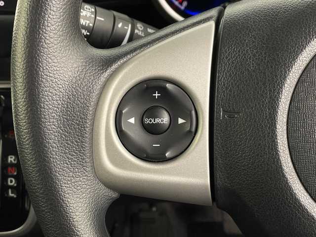 ホンダ Ｎ ＢＯＸ カスタム SSパッケージ 埼玉県 2014(平26)年 4.4万km ポリッシュドメタルメタリック 純正SDナビ/　（FM/AM/BT/iPod/AUX/CD/DVD）/バックカメラ/両側パワースライドドア/シティブレーキアクティブシステム/フルセグテレビ/ETC/プッシュスタート/オートHIDヘッドライト/純正フロアマット