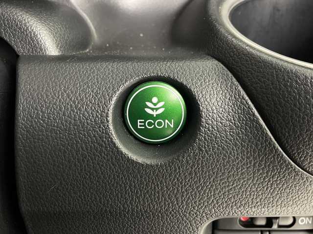 ホンダ Ｎ ＢＯＸ カスタム SSパッケージ 埼玉県 2014(平26)年 4.4万km ポリッシュドメタルメタリック 純正SDナビ/　（FM/AM/BT/iPod/AUX/CD/DVD）/バックカメラ/両側パワースライドドア/シティブレーキアクティブシステム/フルセグテレビ/ETC/プッシュスタート/オートHIDヘッドライト/純正フロアマット