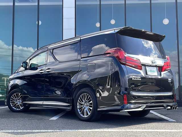 トヨタ アルファードハイブリット エグゼクティブ ラウンジ S 福岡県 2020(令2)年 5.8万km ブラック ディーラーオプションナビ/JBLサウンド/HDMI接続/フリップダウンモニター/バックカメラ/サンルーフ/デジタルインナーミラー/モデリスタエアロ/シートヒーター/エアーシート/D/Nパワーシート/純正17インチアルミホイール/両側パワースライドドア/純正フロアマット